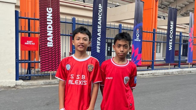 Salman Avicena Kundara dan Andika Abdul Raffa Pratama dari SSB Alexis. (Dok. Berbuatbaik.id)