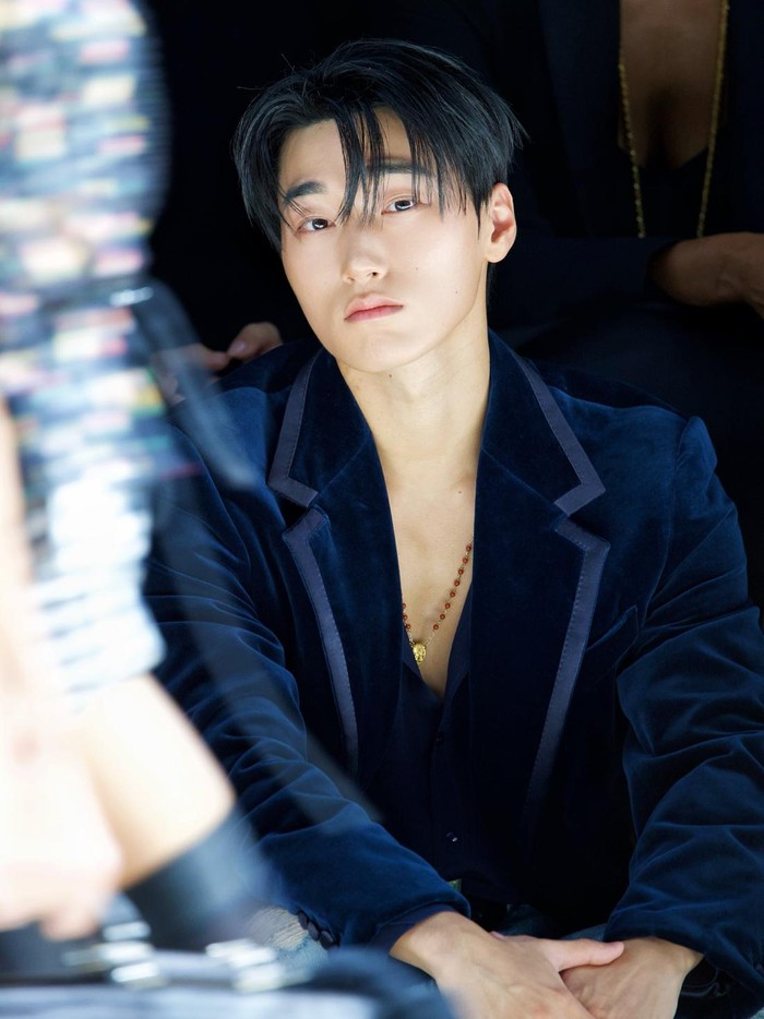 San dari boy group ATEEZ baru-baru ini menghadiri Dolce & Gabbana Spring/Summer 2027 Fashion Show yang diselenggarakan di Milan, Italia./ Foto: instagram.com/choi3san
