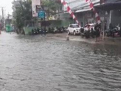 Samarinda Sudah Diguyur Hujan Lebat, Genangan Muncul di Beberapa Tempat
