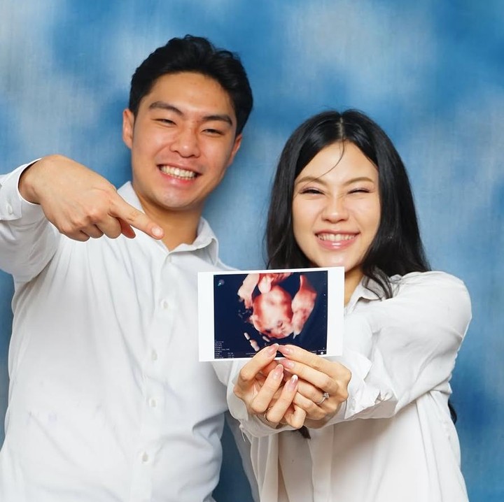 <p>Jessica Jane juga membocorkan usia kandungan yang sudah masuk 17 week atau empat bulan lebih satu minggu sebagai anugerah kecil terindah bagi mereka. "17 weeks of carrying our greatest little blessing," tulis Jessica Jane.(Foto: @jessicajane99).</p>