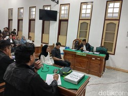 Ponakan Walkot Tebing Tinggi Dituntut 2 Tahun Bui di Kasus Suap Jaringan Internet