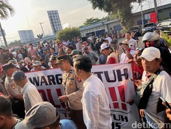 Macet di Ketapang Banyuwangi Tembus 12 Kilometer, Warga Demo ASDP