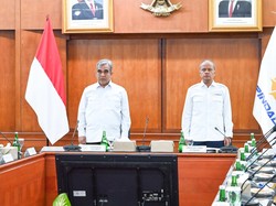 Ketua MPR Kunjungi Pindad, Dorong Kemandirian Alutsista RI