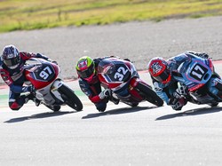 Pebalap Asal Sleman Ngebut Menuju Tiga Besar Moto3 Junior