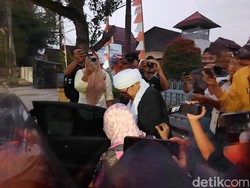Abah AIS Diperiksa 9 Jam, Dicecar 52 Pertanyaan soal Pelecehan Santriwati