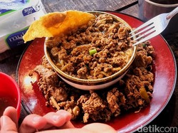 Menikmati Mie Ayam Luber Berastagi, Puas dengan Daging Ayam yang Melimpah