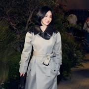 Intip Penampilan Perdana Song Hye Kyo di Bottega Veneta Fashion Show Usai Jadi Ambassador
