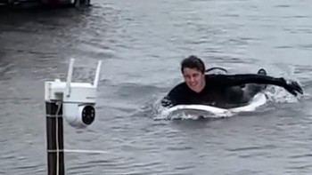 thumbnail video pria di new jersey banjir