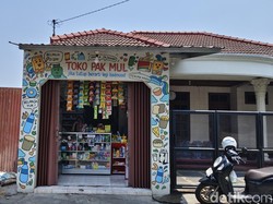 Mural Estetik Toko Pak Mul Solo Viral, Tutup Saat Penjual Lagi Nggak Mood