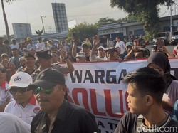 Geruduk ASDP, Warga Beri Waktu 3 Hari Atasi Kemacetan di Ketapang