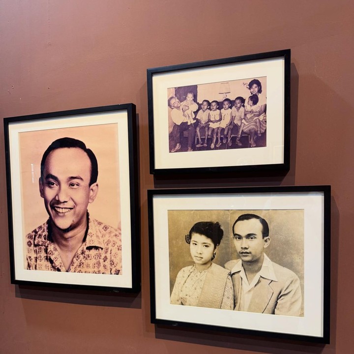<p>Dilansir <em>detikcom,</em> Museum Bing Slamet dibangun Kementerian Kebudayaan berasal. Museum ini menceritakan perjalanan hidup Bing Slamet hingga menampilkan banyak koleksinya.&nbsp;(Foto: Instagram @rizkyalatas)</p>