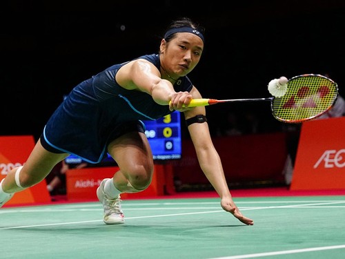 South Korea's An Se-young hits a return against Japan's Akane Yamaguchi during the women's singles badminton final during the 2026 Asian Games at the Ichinomiya City Municipal Gymnasium in Ichinomiya, Aichi prefecture on September 29, 2026. (Photo by