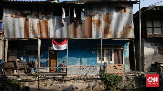 Gubernur DKI Jakarta Pramono Anung mengungkapkan rencana penataan kawasan Anak Kali Krukut di Kebon Kacang, Tanah Abang, Jakarta Pusat.