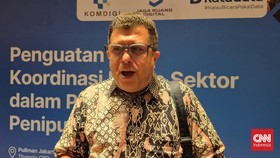 Direktur ATSI Marwan O. Baasir ungkap skema perlindungan sisa kuota pelanggan agar tak hangus. (Foto: CNN Indonesia/ Nadhira Aliya)