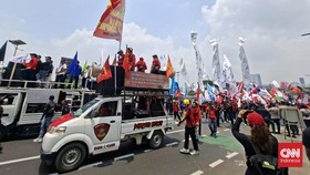 Koalisi Besar Perjuangan Buruh Indonesia mengusulkan masa Perjanjian Kerja Waktu Tertentu (PKWT) maksimal satu tahun dalam Rancangan Undang-Undang (RUU) Perlindungan Ketenagakerjaan yang rencananya disahkan awal Oktober. Hal ini disampaikan oleh Pres