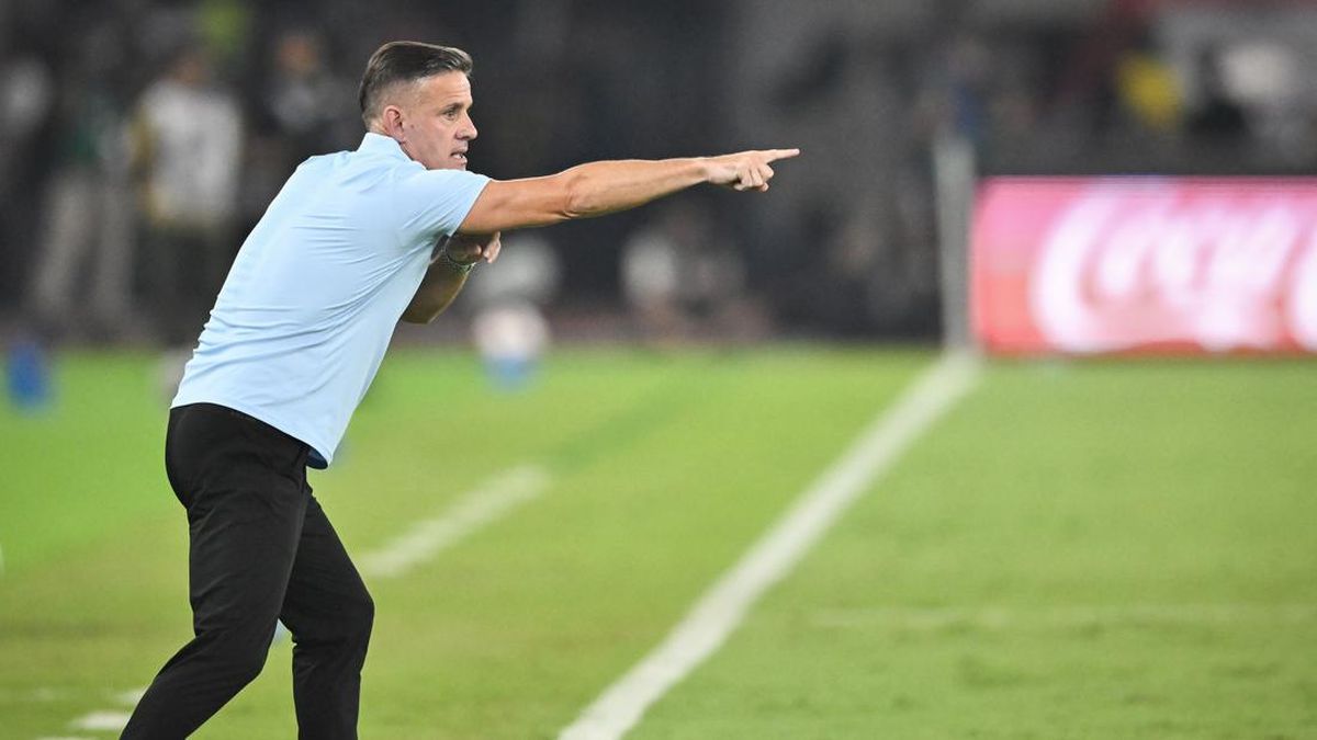John Herdman Minta Suporter Tetap ke GBK untuk Dukung Timnas Indonesia