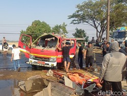 Kronologi Mobil Damkar Pangkep Terguling Tewaskan 2 Personel