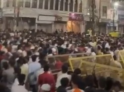 Masjid 600 Tahun di India Dibongkar Sebagian, Warga Muslim Protes