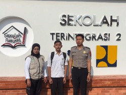 Setahun Putus Sekolah, Anak di Blitar Kini Kembali Belajar di SR