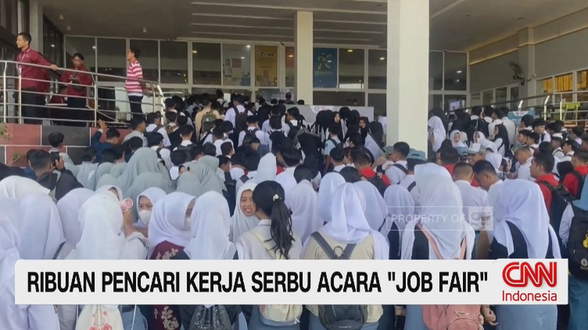 VIDEO: Ribuan Pencari Kerja Serbu Acara “Job Fair”