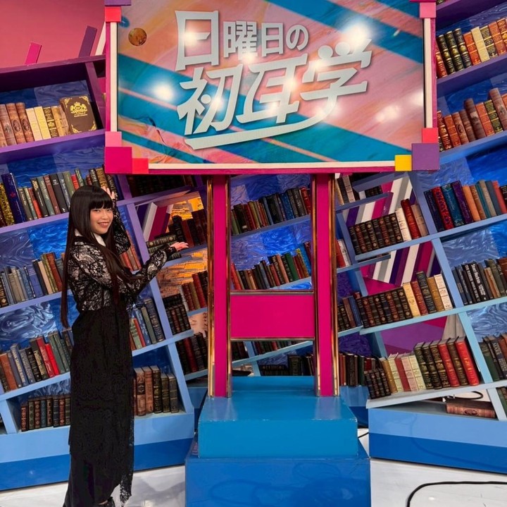 <p>Sosok Riko Shibata mencuri perhatian publik setelah resmi menikah dengan Cage. Pasalnya, perbedaan usia pasangan ini terpaut 31 tahun, Bunda. Riko Shibata diketahui berusia 31 tahun, sedangkan suaminya berusia 62 tahun. (Foto: Instagram @liko.shibata)</p>