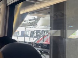 Viral Asap Keluar dari KRL di Stasiun Cikarang, Penumpang Berhamburan