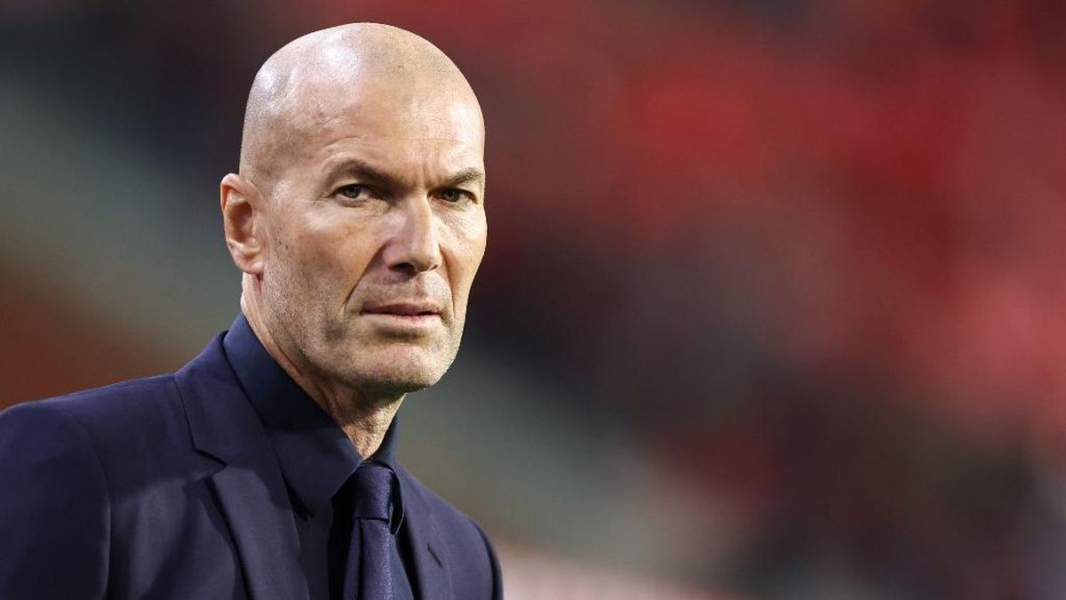 Ilustrasi berita Olahraga: Reaksi Emosional Zidane Lihat Gol Olise: Tendang Bola!