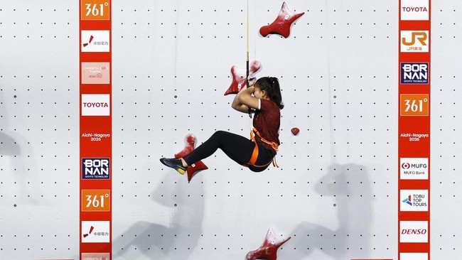Asian Games - Aichi-Nagoya 2026 - Sport Climbing - Women's Speed 4 - Final - Nagoya International Exhibition Hall, Nagoya, Japan - September 30, 2026 Indonesia's Desak Made Rita Kusuma Dewi in action REUTERS/Andrew Couldridge