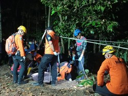Evakuasi Dramatis Lansia di Tasikmalaya yang Tewas di Sumur