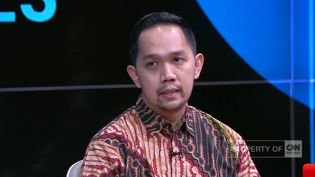 Patia J Monangdo - Pembina Industri Ahli Muda / Ketua Tim Kerja Industri Kendaraan Listrik Berbasis Baterai (KBLBB) pada Direktorat Industri Maritim, Alat Transportasi, dan Alat Pertahanan (IMATAP) Kementerian Perindustrian