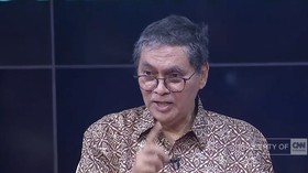 Iman Kartolaksono Rekswardoko Guru Besar Universitas Pertamina sekaligus pakar otomotif mengatakan Indonesia memiliki potensi besar untuk mengembangkan etanol sebagai bahan bakar nabati guna menekan beban impor bensin yang kian membengkak.