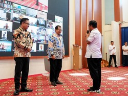 Gubernur Sulsel Lepas Purnabakti Jufri Rahman dan Iqbal Suhaeb