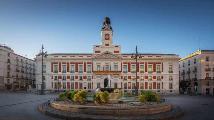 Puerta del Sol Square - Madrid&comma; Spain