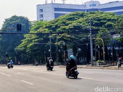 Traffic Light Simpang Tegalega Mati, Diduga Kabel Dicuri