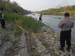 Kerangka Manusia Ditemukan di Pinggir Sungai Citarum Bekasi