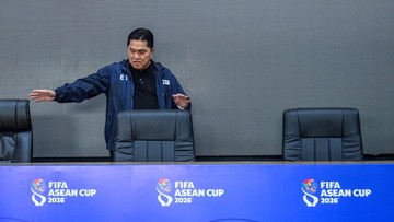 Berita Panas dari Dunia Sport CNN : Erick Thohir: Mudah-mudahan Malaysia vs Singapura Sama-sama Fight