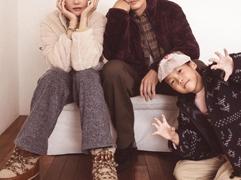 Meskipun terakhir kali memerankan sosok ayah yang keras dalam drama 'Agent Kim Reactivated', Joo Soo Wook sesungguhnya merupakan sosok berhati lembut yang mendedikasikan cintanya untuk sang istri dan anak./ Foto: instagram.com/harpersbazaarkorea