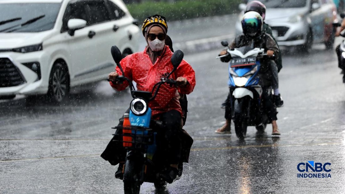 Awal Musim Hujan di RI Datang Terlambat, Begini Penjelasan BMKG
