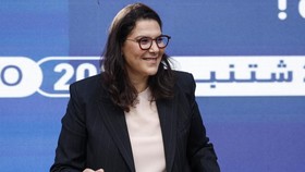 Raja Maroko Mohammed VI menunjuk Fatima Ezzahra El Mansouri menjadi perdana menteri negara ini. Dia jadi PM perempuan pertama di Negeri Magribi.
