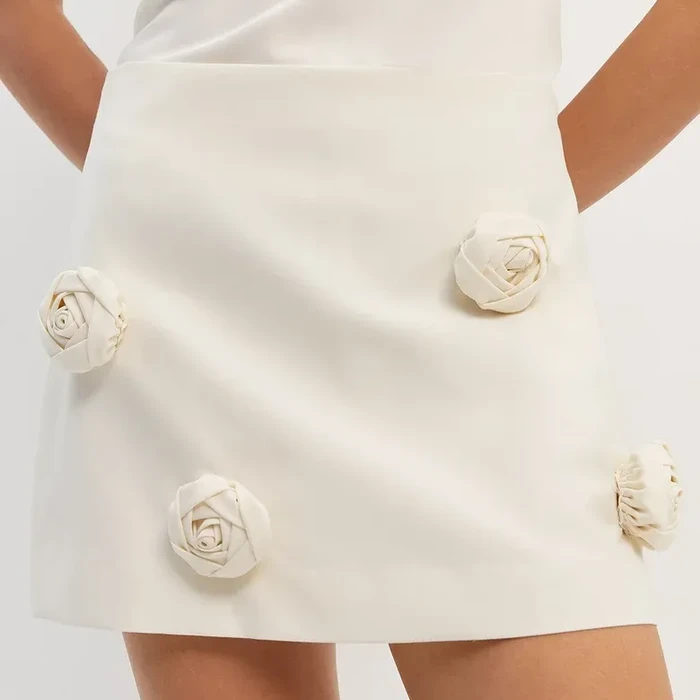 Rose Motif Embellished Mini Skirt (Cream)