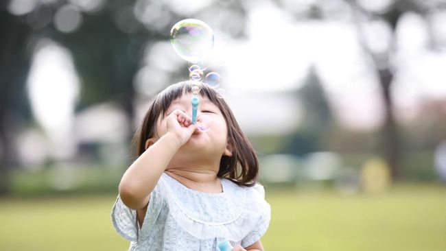 Ketahui Stimulasi Oromotor pada Bayi, Latih Kemampuan Bicara agar Cegah Speech Delay