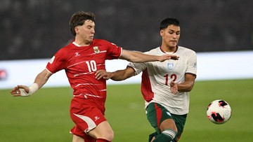 Berita Panas dari Dunia Sport CNN : Rahasia Indonesia Ganas di Akhir Laga: Romeny Pindah ke Sisi Kiri