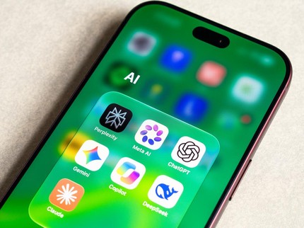 Ciri Kepribadian Orang yang Suka Diskusi dengan AI