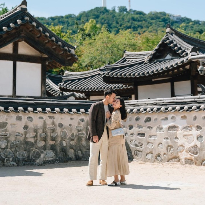 <p>Momen liburan kali ini tampaknya menjadi spesial bagi Jessica Mila. Ia menjadikan liburan ini sebagai <em>quality time</em> bersama suami dan sang putri sebelum kehadiran anggota baru di keluarga. (Foto: Instagram @jscmila)</p>