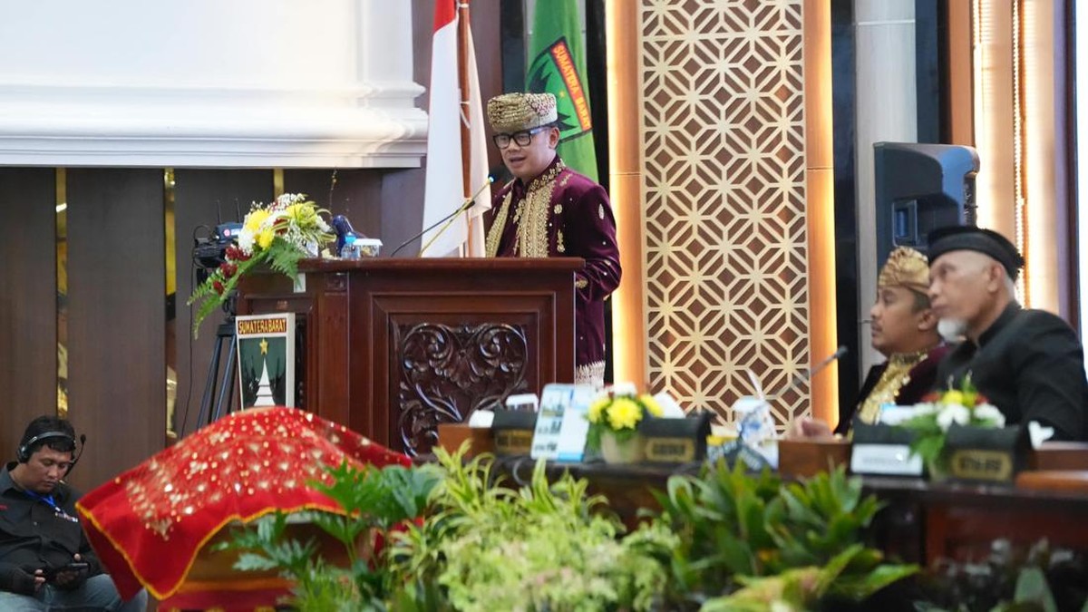 Dorong Pembangunan di Sumbar, Wamendagri Bima Tekankan Hal Ini!