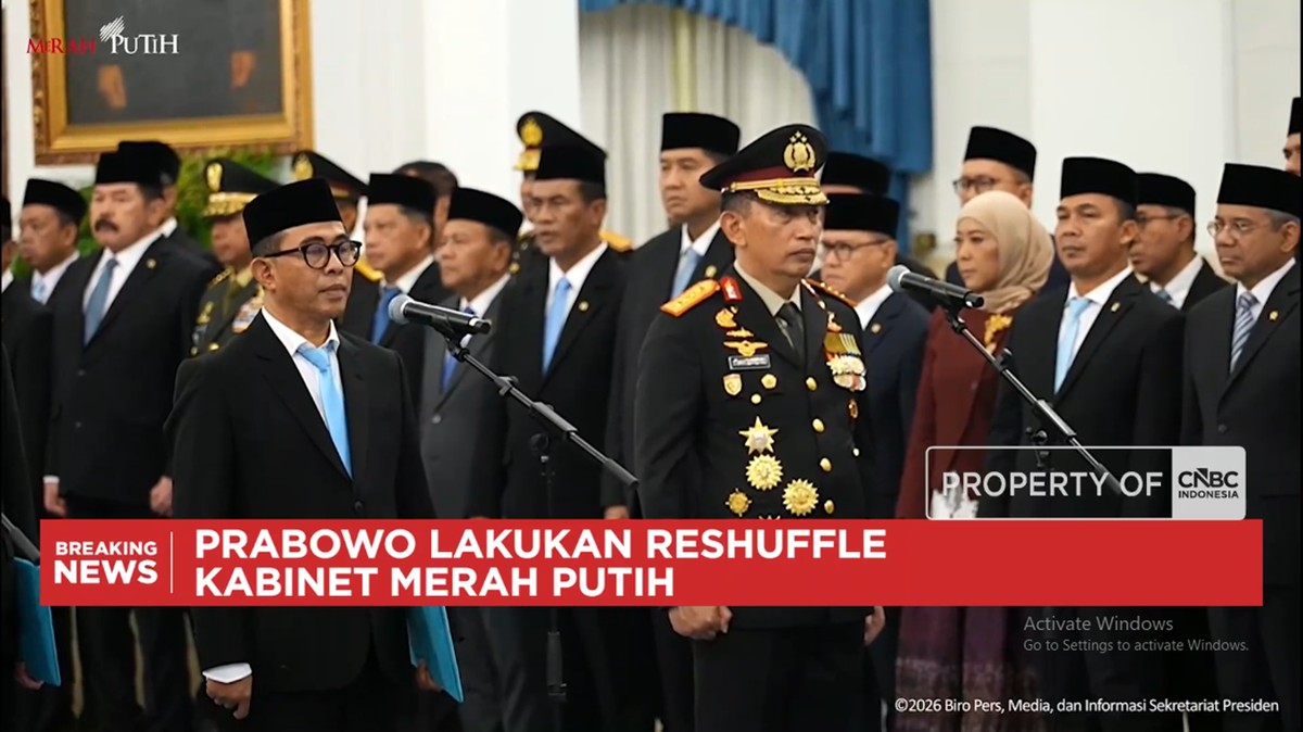 Video:Lengser Dari Kursi Kapolri, Listyo Sigit Dilantik Jadi KSP