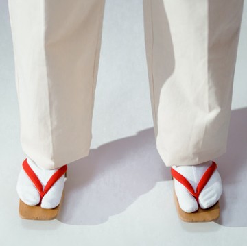 Mengenal Sejarah Tabi Socks, Kaus Kaki Unik Tradisional Jepang Kini Jadi Fashion Modern