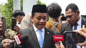 Menteri ESDM, Bahlil Lahadalia saat tiba di Istana Negara, Jakarta, Kamis (1/10/2026). (CNBC Indonesia/Emir Yanwardhana)