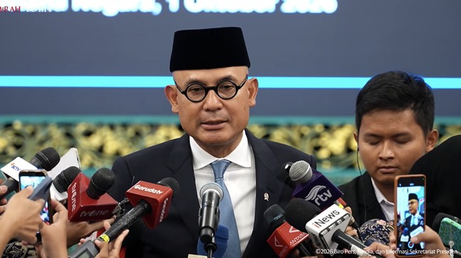 Menteri Luar Negeri , Arrmanatha Nasir