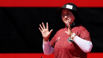 Update Eksklusif Olahraga CNN : Detik-detik Nurisa Dian Rebut Emas Compound Putri di Asian Games 2026